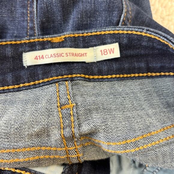 Levi's 414 Classic Straight Jeans Plus Size Women's 18W Dark Blue Rinse Stretchy - Picture 3 of 5